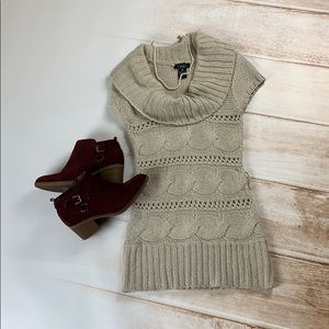 Deb sweater shirt size XS (extra small)